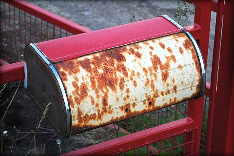 Bread bin mailbox